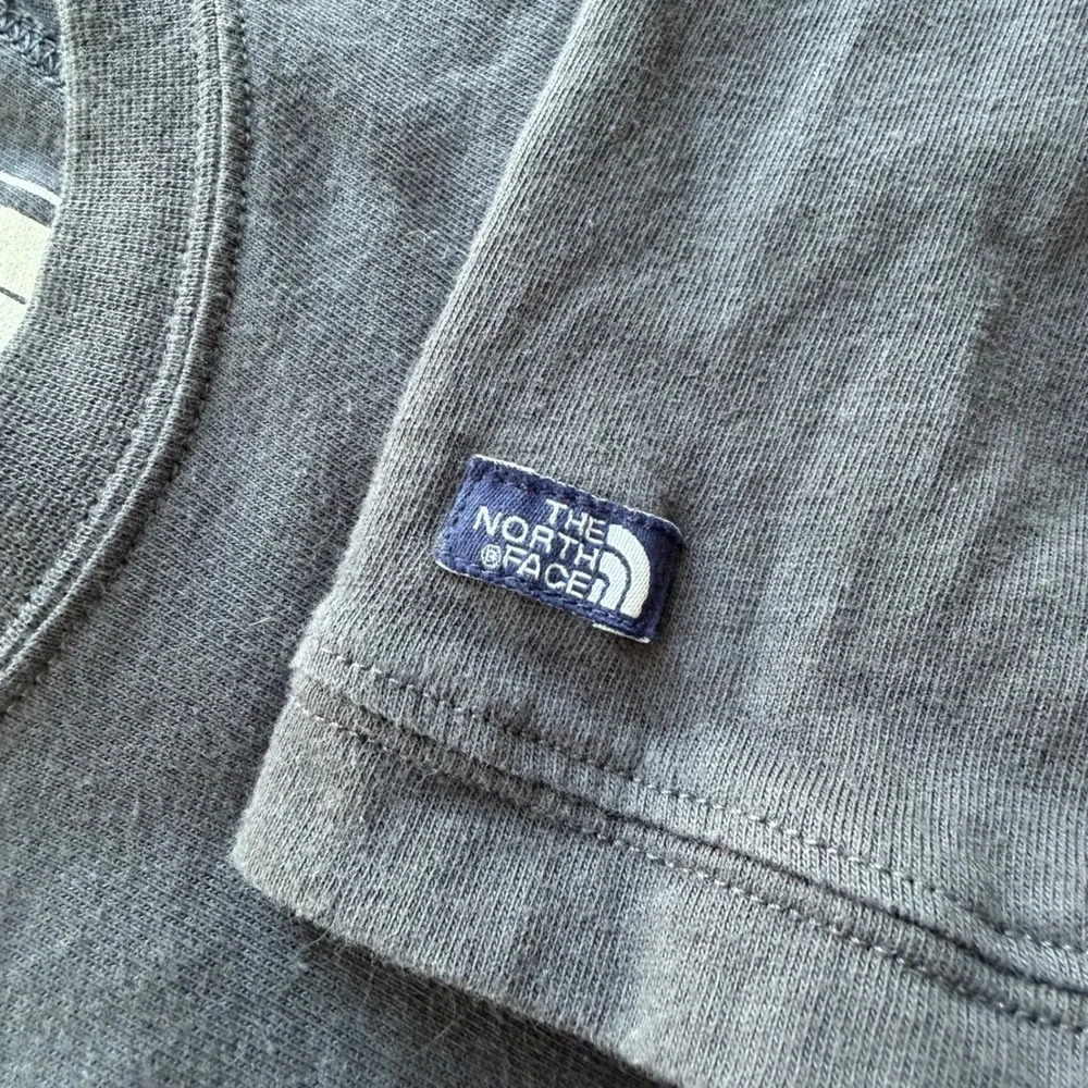 The North Face Men L Gray Cotton Raglan Long Sleeve Crewneck Heritage TShirt Y2K